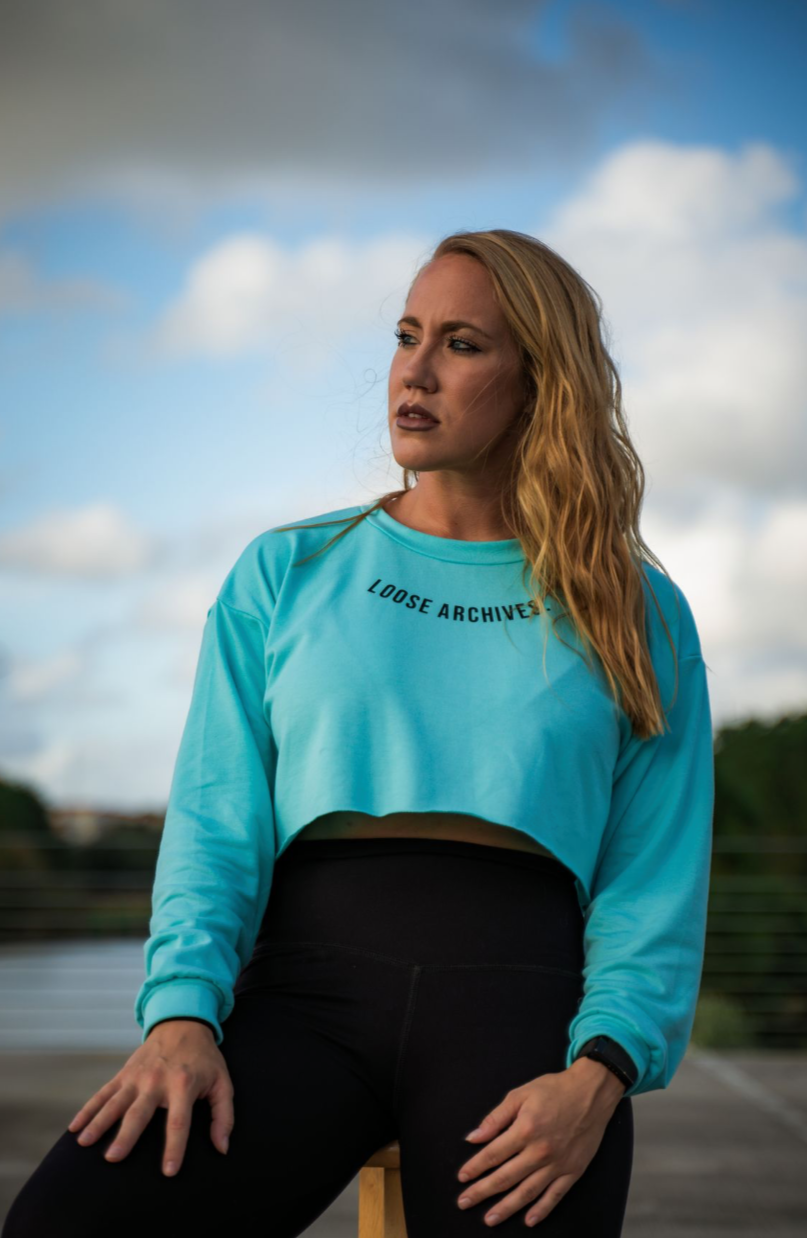 THE ERIKA CROP LONG SLEEVE TEE IN BLUE