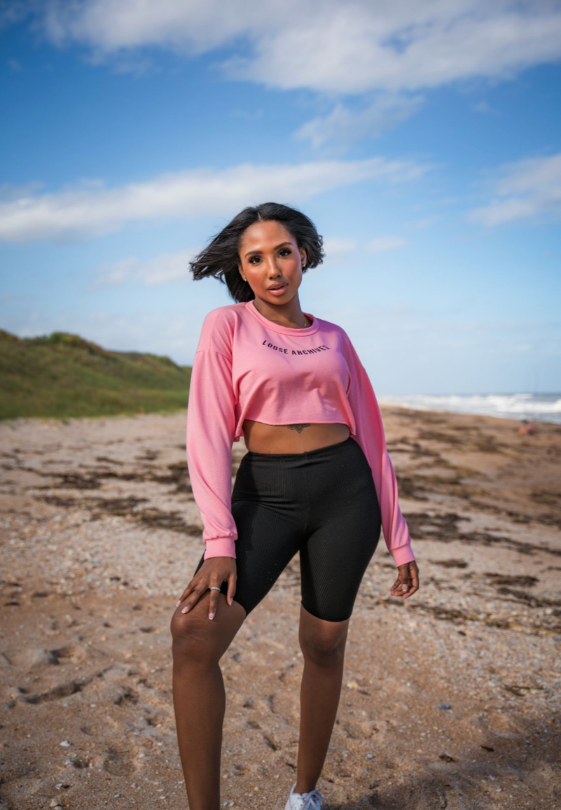 THE ERIKA CROP LONG SLEEVE TEE IN PINK