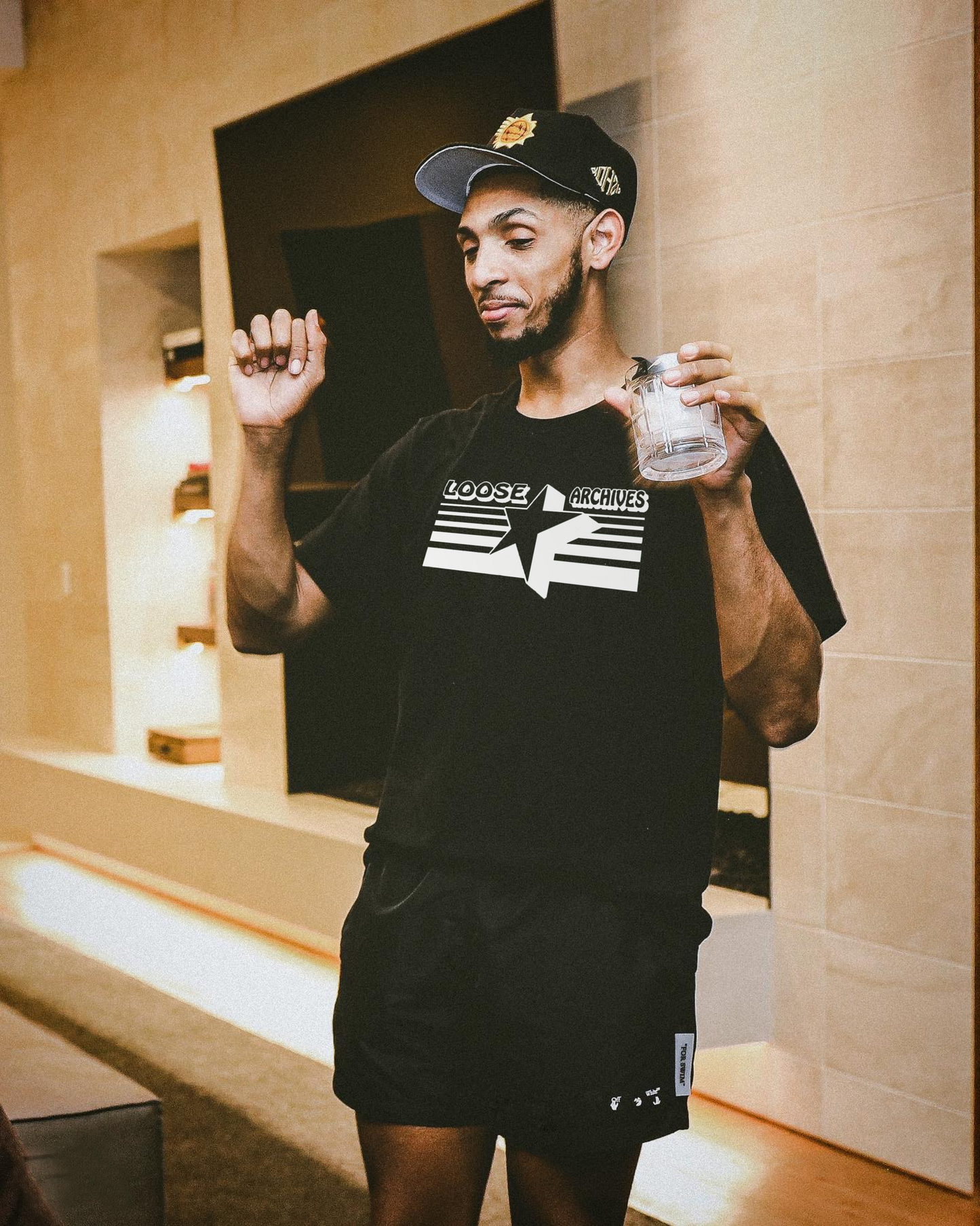 ONE STAR TEE BLACK
